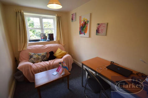 small bed when used as lounge (student)