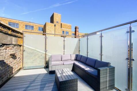 Kimber Road, London photo 4