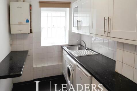 Kitchen 2nd picture