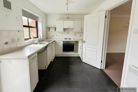 DOUGLAS DRIVE, WICKFORD photo 3
