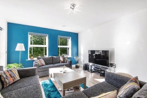 Dyas Road, Sunbury-on-thames, TW16 photo 3