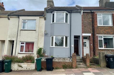 63 Ladysmith Road Front.jpg