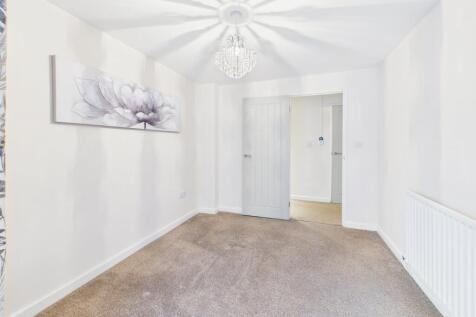 bedroom 2/dining room