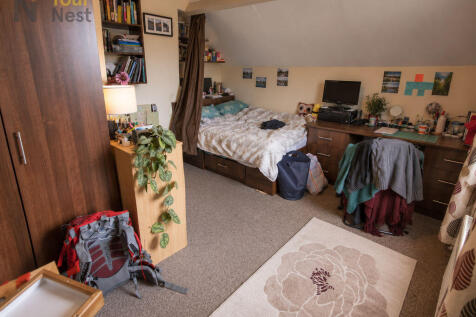 Knowle Road, Burley, LS4 2PJ photo 2