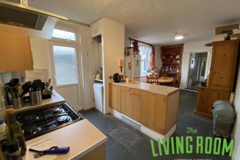 Kitchen 4
