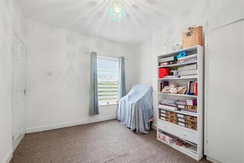 Bedroom Two_2.jpeg