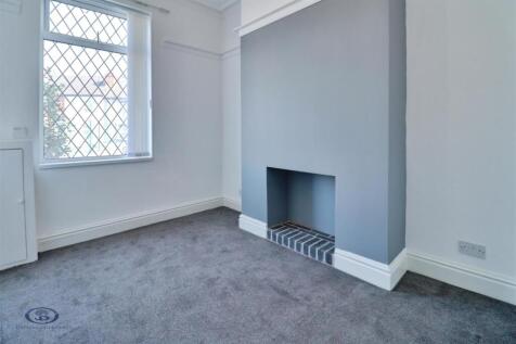 Silverdale Road, Wolstanton, Newcastle-Under-Lyme photo 3