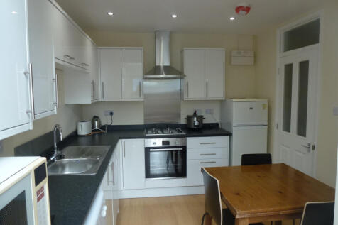 Available for 2027/2028 ¿ Spacious 4-Bedroom, 4