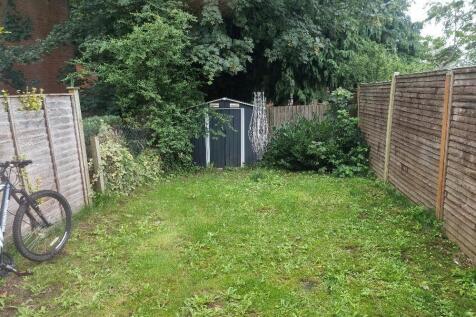 Eaton Crescent Taunton photo 4