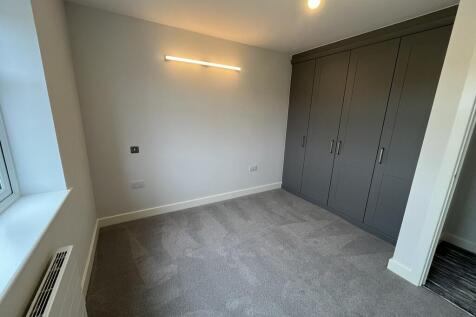 Second bedroom wi...