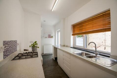 Manchester Road, Worsley, M28 photo 5