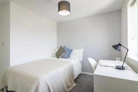 Heron Drive, Lenton, NG7 photo 2