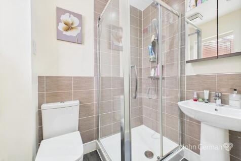 CAM05058G0-PR0174...