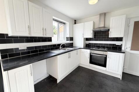 Bridgenorth Road, Pensby photo 5