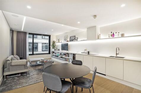 Kitchen/ Dining