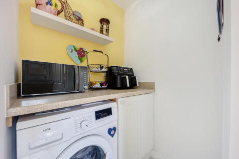 1 Clarence Drive-51.jpg