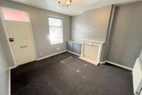 Netherfield Lane, Parkgate, Rotherham, S62 photo 4