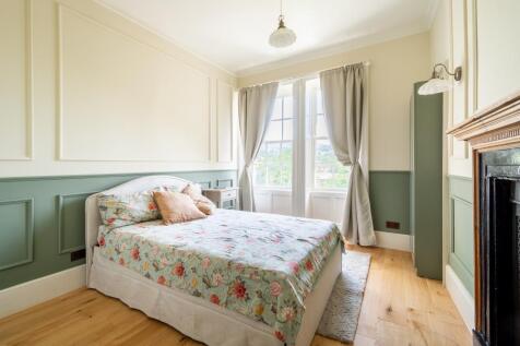Second Floor Flat 1 Walcot Terrace BA1 6AB-4.jpg