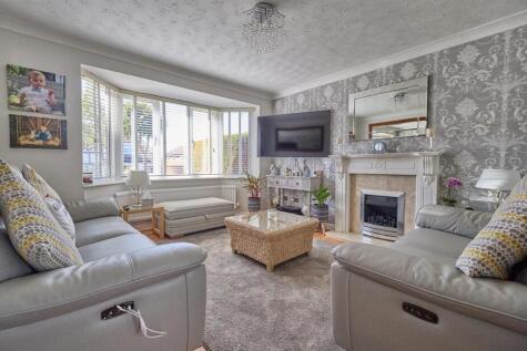 Lounge/ Dining room