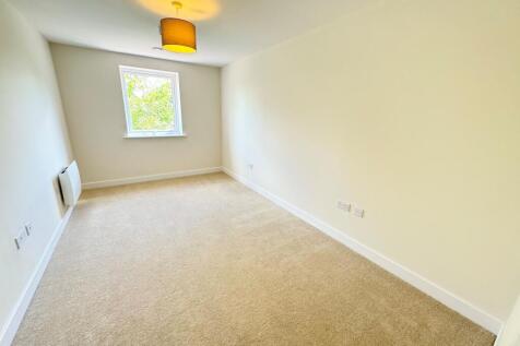 New Road, Tadley, RG26 photo 5