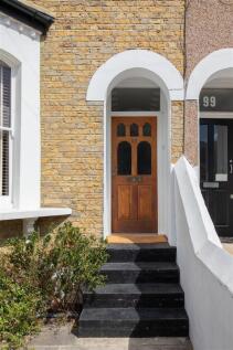 Barclay Road, E17