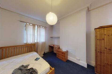 110 Raleigh Street, Nottingham, NG7 4DJ photo 4