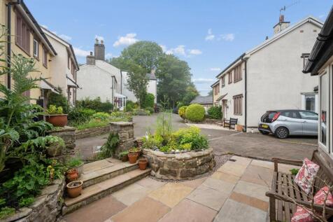 The Coach House, Manor Courtyard External-8.jpg