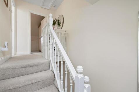 flat2-121skiptonroad-19.jpg