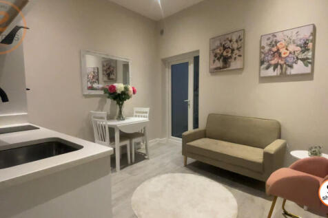 276 haydons road_20251014175347_Reception