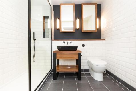 125 Emery Wharf-17.jpg