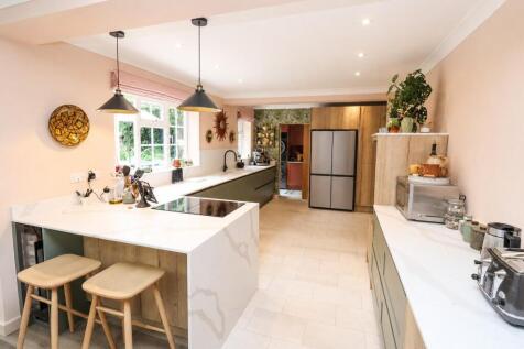 Kitchen/Breakfast Room