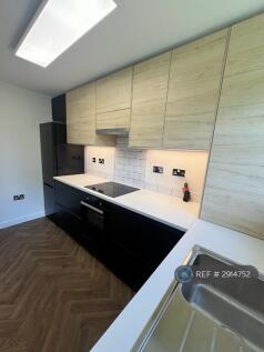 Large Kitchen 