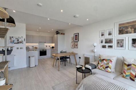 Flat for Sale at norah smyth, E16 By Barrain Londo