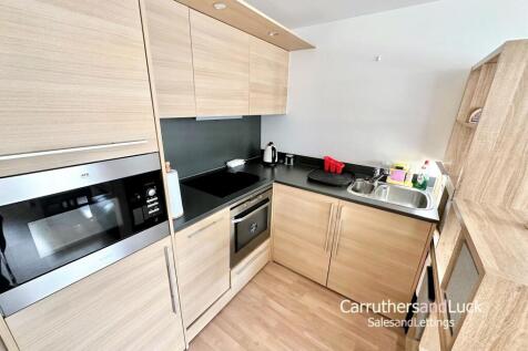 Open Plan Lounge / Kitchen