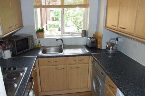 Lygean Avenue, Ware, Hertfordshire, SG12 photo 3