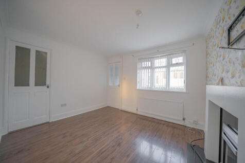 Harvey Court,  Redcar And Cleveland photo 5