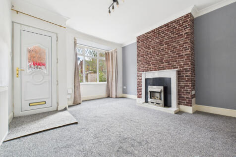 Spacious Two Bed House with Loft Space to Let