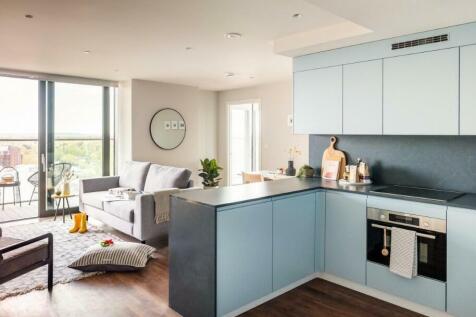 2 Bedroom Flat in GU21 6EU