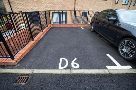 Allocated car parking (Secure gated)