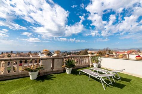 Penthouse apartment with 2 terraces and sea views in Ciudad Jardin