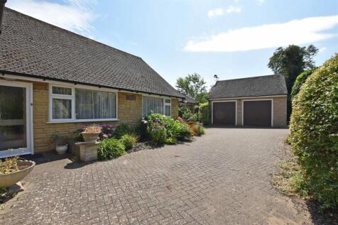 Driveway and Garage.jpg