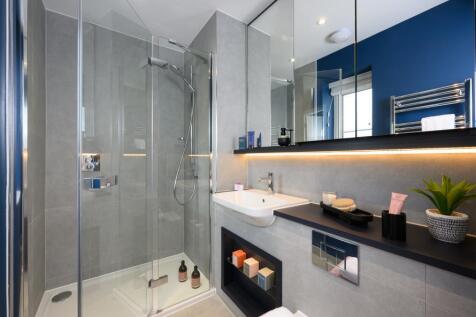 Eden Green - Plot 35 Show