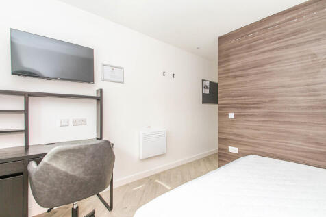 Ensuite Room 2