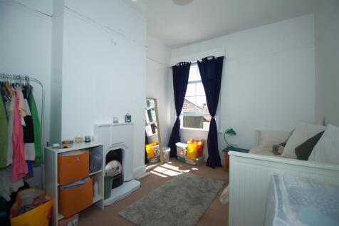 Bedroom 2.jpg