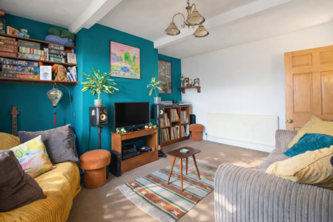 Adam Hendry EweMove estate and lettings agent in B