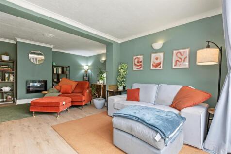 Lounge (6).jpeg
