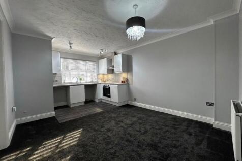 Alexandra Road photo 4