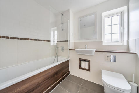 1347006-9-68b8460...