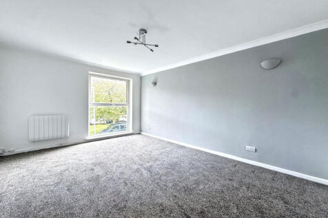 Middleham Close, Ouston, Chester Le Street, Durham, DH2 1TA photo 3