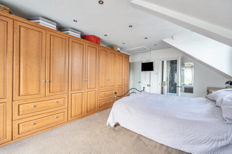 -6880b6ac31160-l-...